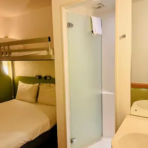 2* Hotel Ibis Budget Arena